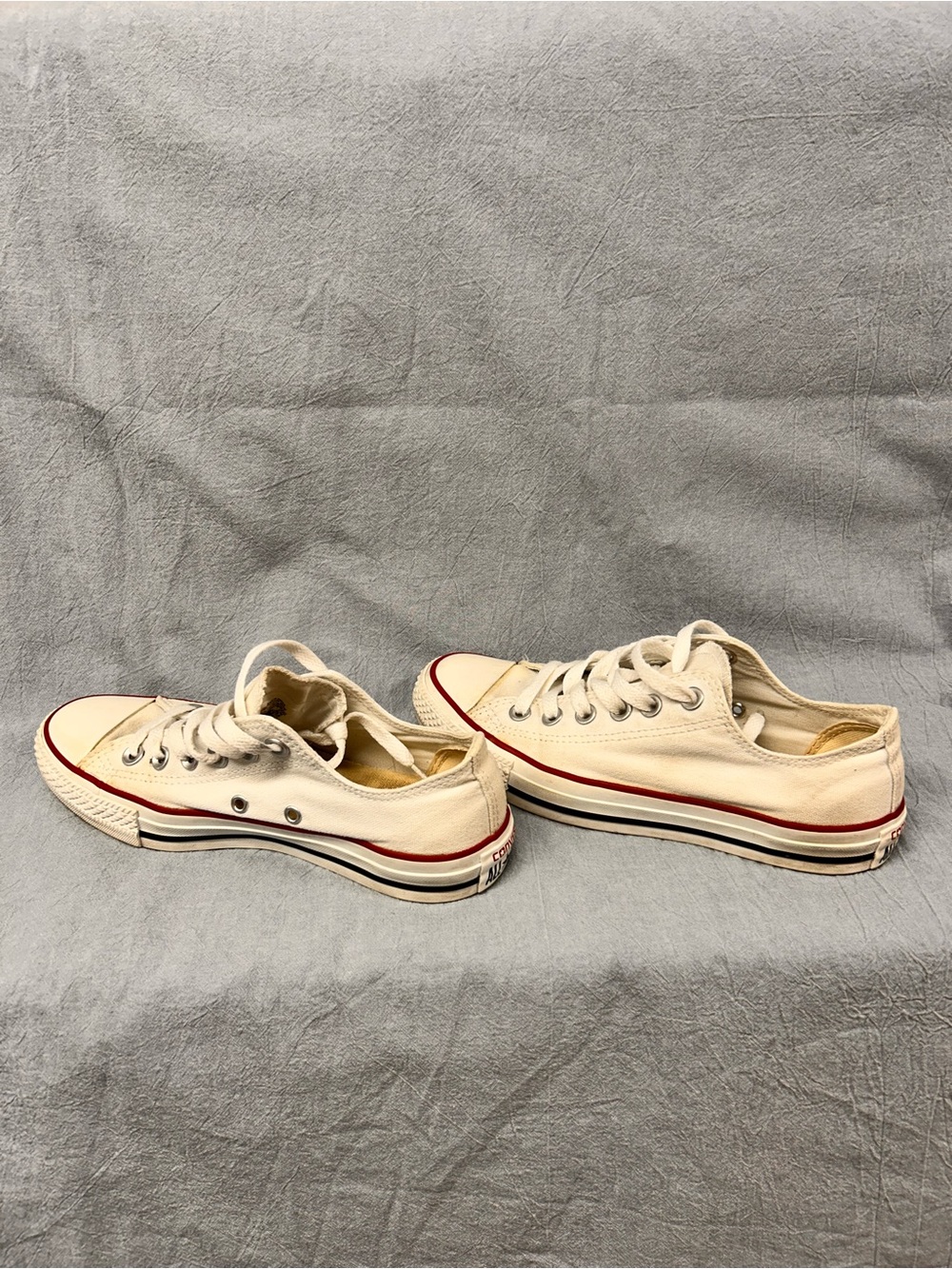 Converse Women White Low-Top Canvas Sneakers with Red Stripe - Picture 3 of 9